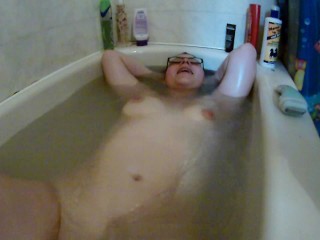 friday the 13th getting fingered in the bath