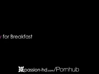 Passion-HD - Lucky guy fucks Brie Mitchells tasty pussy for breakfast