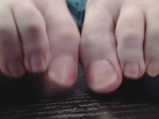 long toenails bbw(toenail cliping)