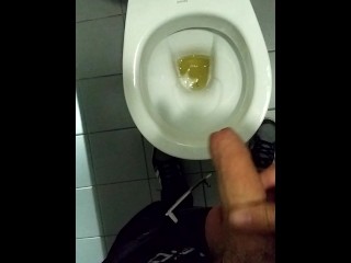 Straight male teen pee/piss in public restroom/toilet/WC
