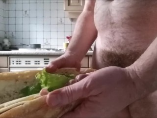 So French! Cum loaded sandwich jambon - beurre - sperme (solo male)