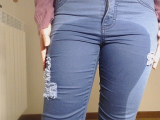 Pee in tight jeans