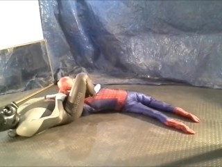 wetsuit zentai snake against spiderman dummy