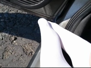 Weiße Sneaker Socken im Auto ** Pedal Pumping **