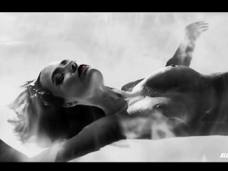 Eva Green nude in Sin City - A Dame to Kill For