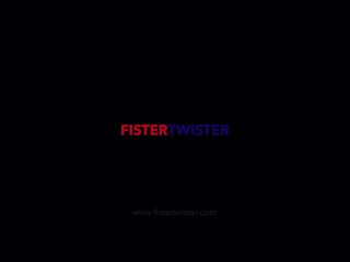 Fistertwister - Two Hot Blondes