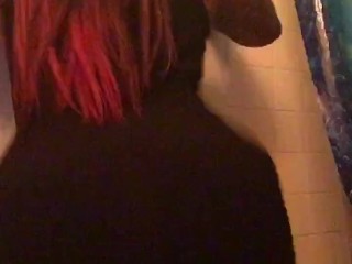 SEXFEENE SHAKES THAT ASS FOR THE CAMERA...COME SLAP IT !!!