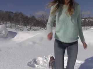 Winter Pee of Katya Clover