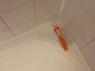 Pissin on stuff in the shower