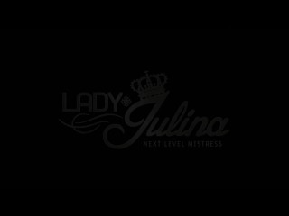 Lady Julina Strap-on Deep Throat Fuck Training fuer Schwanzhuren Femdom