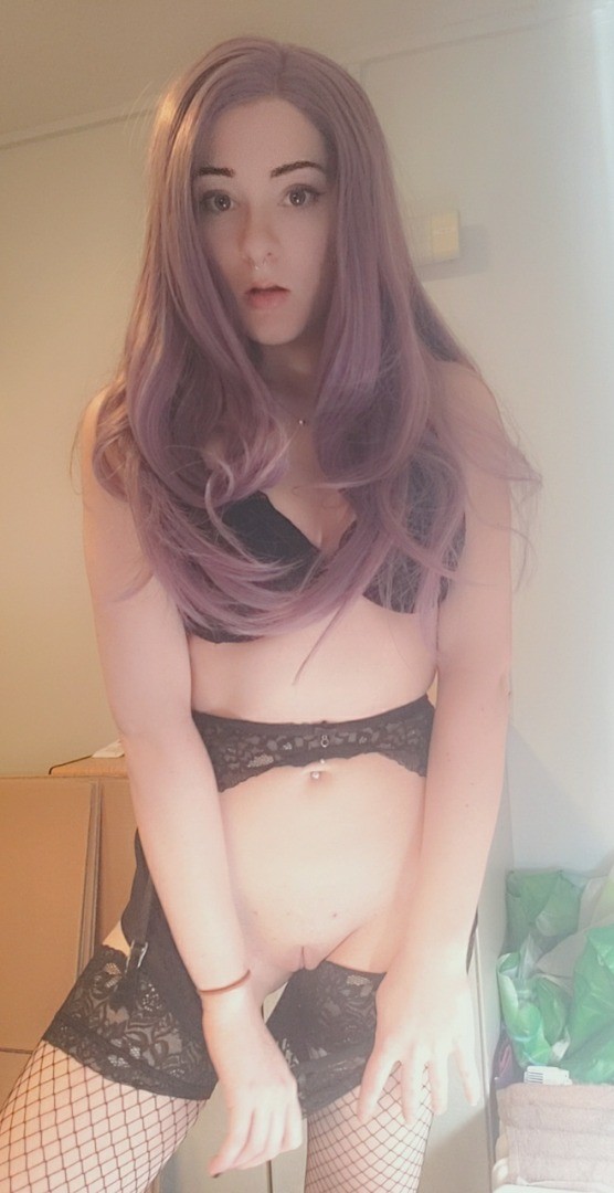 E-girl showing off body in lingerie