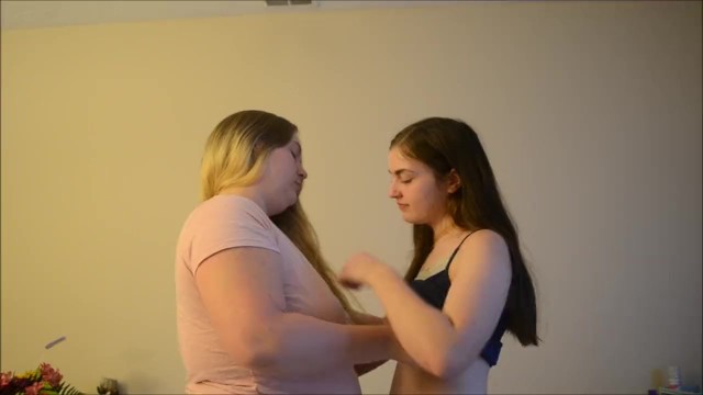 Abbyandcourtney Kissing And Oral Thumbzilla