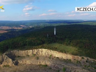 Public beach sex of young couple is watched by aerial drone - XCZECH.com