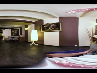 VR PORN-Anissa Kate Pickup Blowjob (VR 360)
