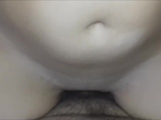 Amateur sex with cumshot