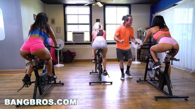 Latina Personal Trainer - BANGBROS - Curvy Latina Rose Monroe Fucked in Spin Class by Brick Danger