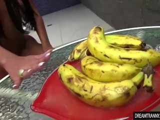 Shemale Erica Lee inserting a banana