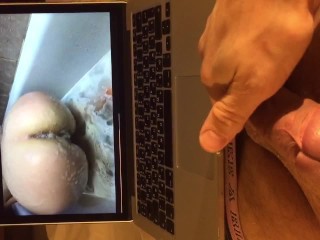 Remote Cumshot  Stroking on my Girlfriend on Pornhub on Business Trip