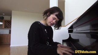 YHIVI SHOWS OFF PIANO SKILLS FOLLOWED BY ROUGH SEX AND CUM OVER HER FACE Goddess rubber