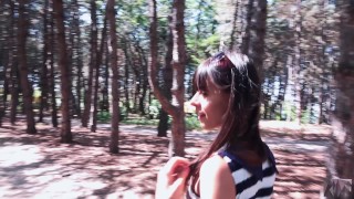 Public sex in a parc,she loves deepthroat and anal sex. Best public