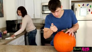 She caught her stepbrother fucking a pumpkin