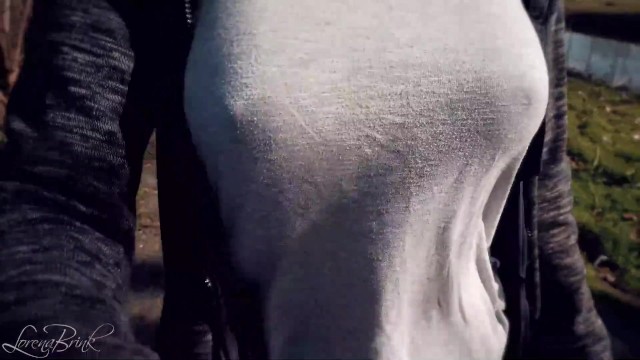 640px x 360px - Bouncing Boobs in Shirt while Walking (braless) - Pornhub.com