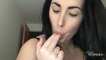 Finger Tease Porn - BBW Paige Turnah Teases you with Fantasy Blowjob on her fingers