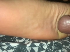 Quick Nut on Sleepy toes, after Rub... video thumbnail