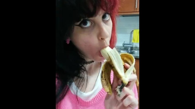 cute-asian-vs-banana-video-celebs-having-sex-pics