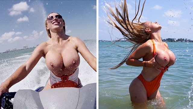 Bangbros Beach Tits - BANGBROS - Big Tits Blonde Rides Waves And Cock At The Beach - BoulX.com