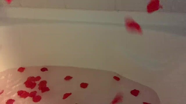 A Romantic Birthday Bath With Multip