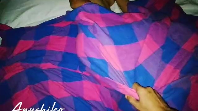 Horni teen Sri lankan horny teen orgasm නදගන හටප අලලප ගදර නග