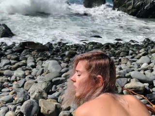 Russian beautiful teen whore swallows lovely cum on Californian public seaside – Eva Elfie