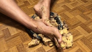 Free Messy Foot Worship Porn Videos from Thumbzilla