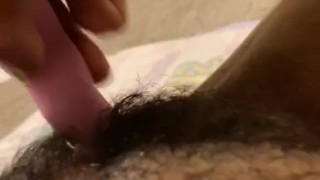 Playing with my hairy pussy on oxy 