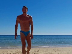Aussie Ripped Hunk Muscle Stud At Beach