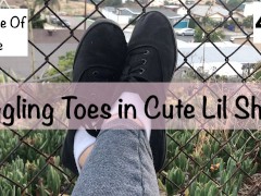 wiggling toes in her little black shoes - glimpseofme