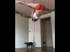 sexy pole dance - fit trans twink w sexy feet
