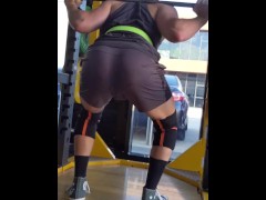 Tall college jock squats revealing big bubble butt